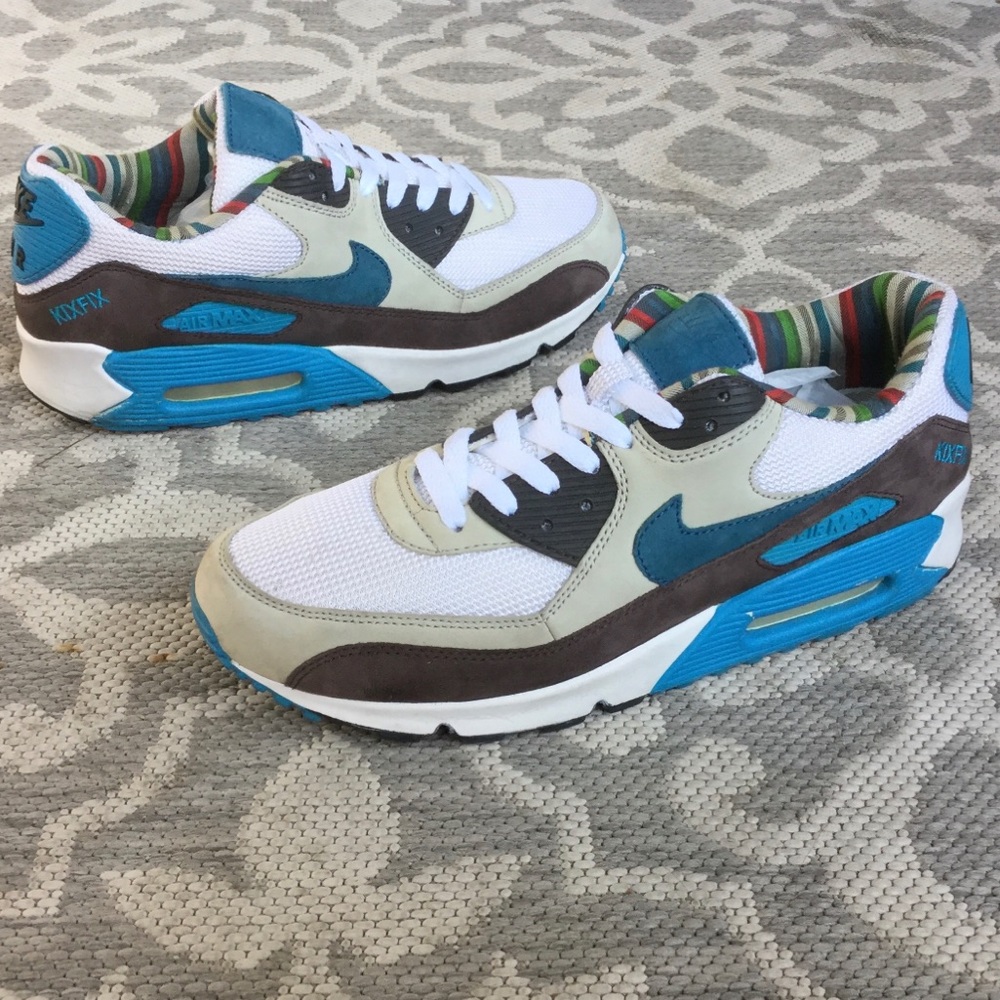 Men’s NIKE.ID Custom NIKE AIR MAX 90 Sneakers